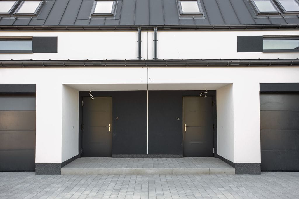 Dom 4 pokojowe na Sprzedaż