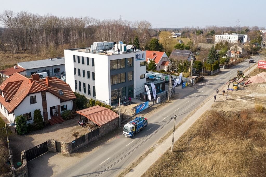 Dom 4 pokojowe na Sprzedaż