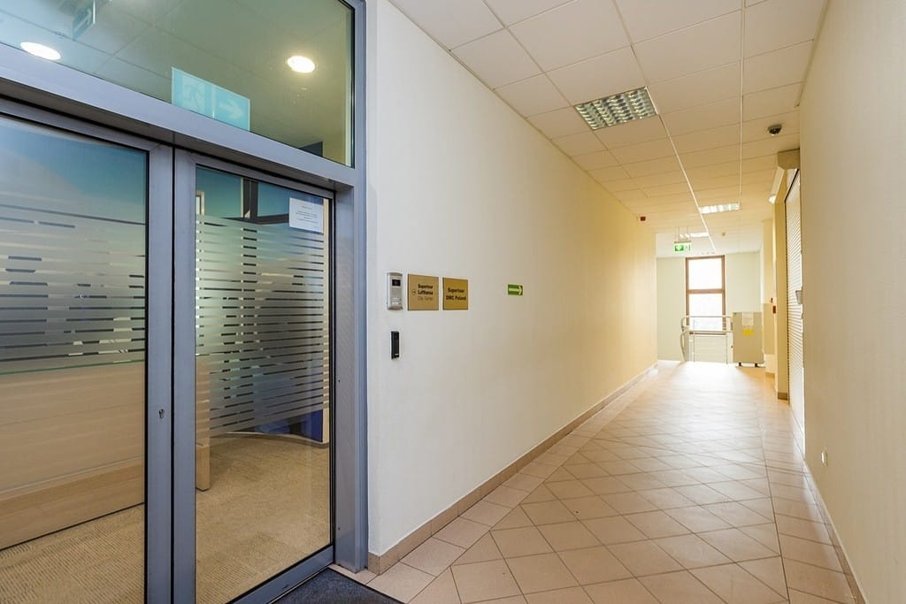 Lokal użytkowy  pokojowe na Sprzedaż