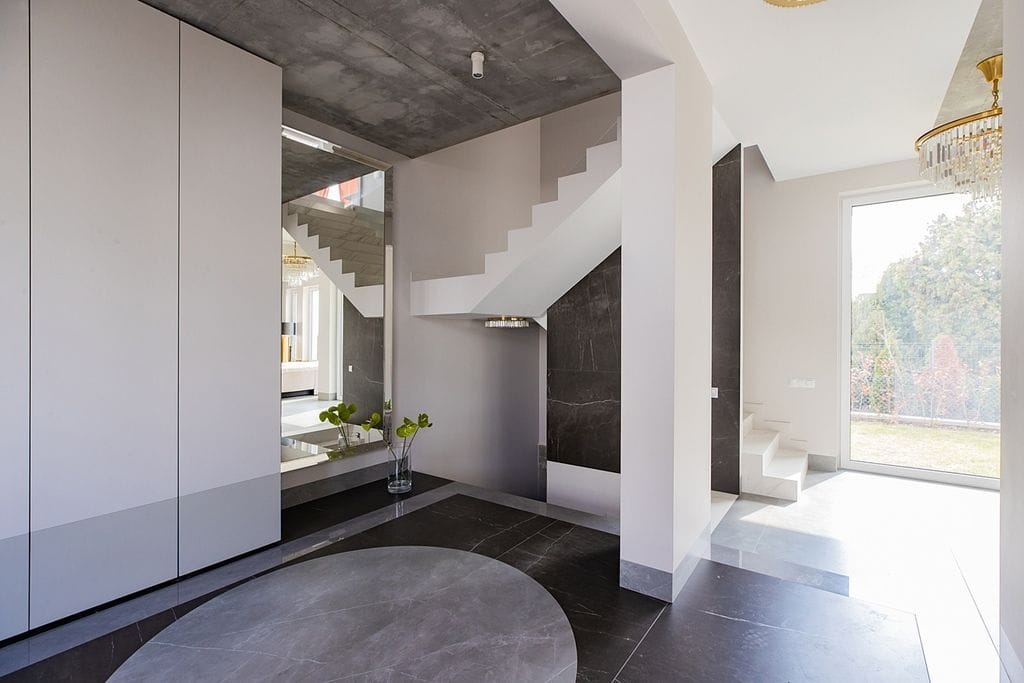 Dom 8 pokojowe na Sprzedaż