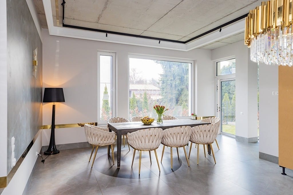 Dom 5 pokojowe na Sprzedaż