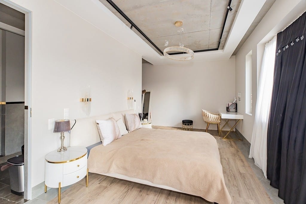 Dom 5 pokojowe na Sprzedaż