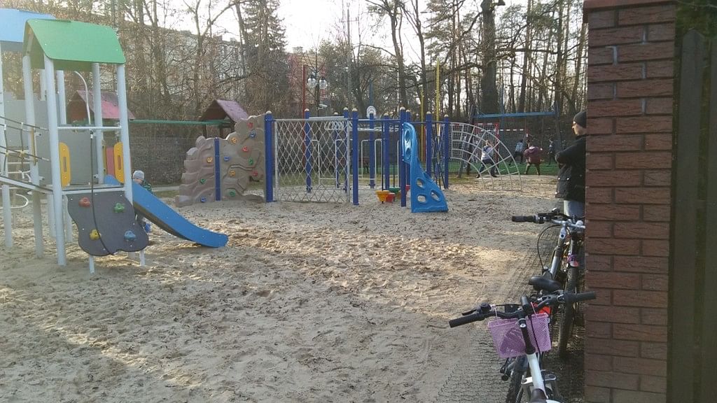 Mieszkanie 4 pokojowe na Sprzedaż