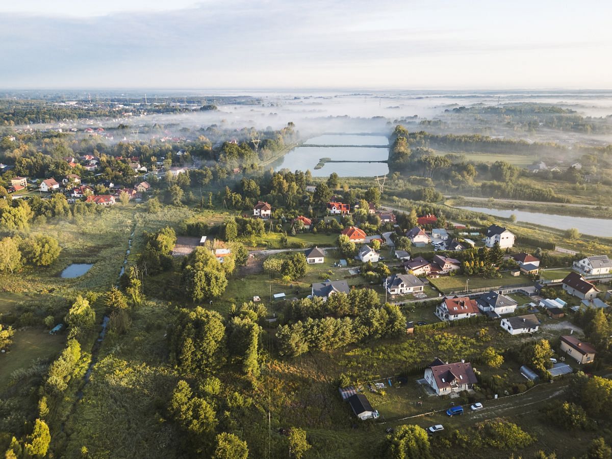 Działka  pokojowe na Sprzedaż