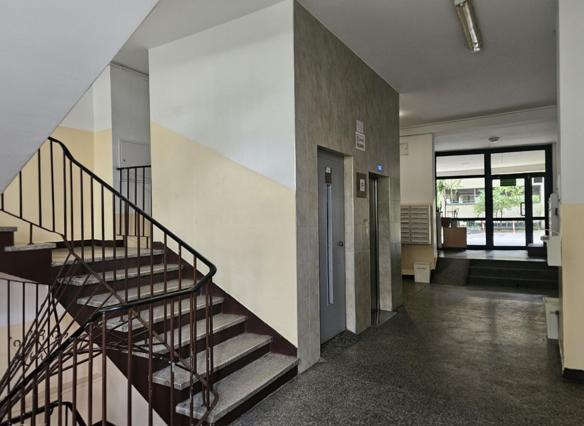 Mieszkanie 2 pokojowe na Sprzedaż