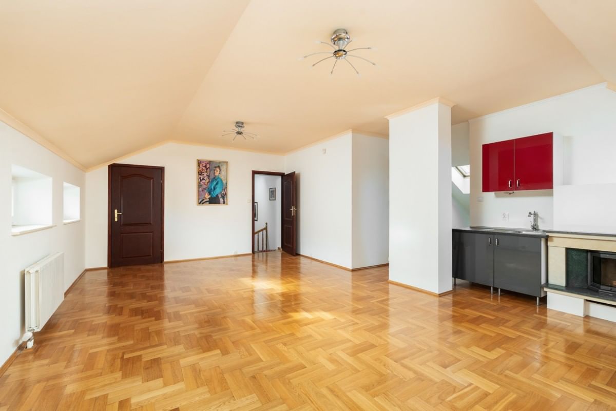 Dom 6 pokojowe na Wynajem