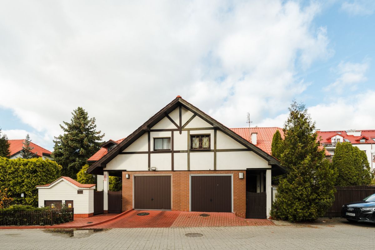 Dom 5 pokojowe na Sprzedaż