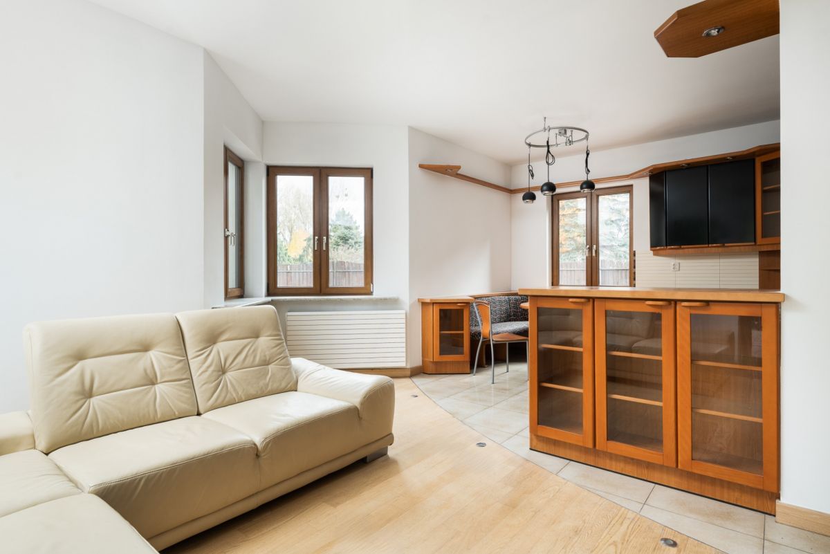 Dom 5 pokojowe na Sprzedaż