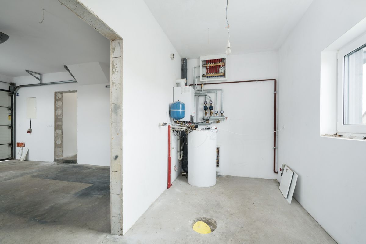 Dom 6 pokojowe na Sprzedaż