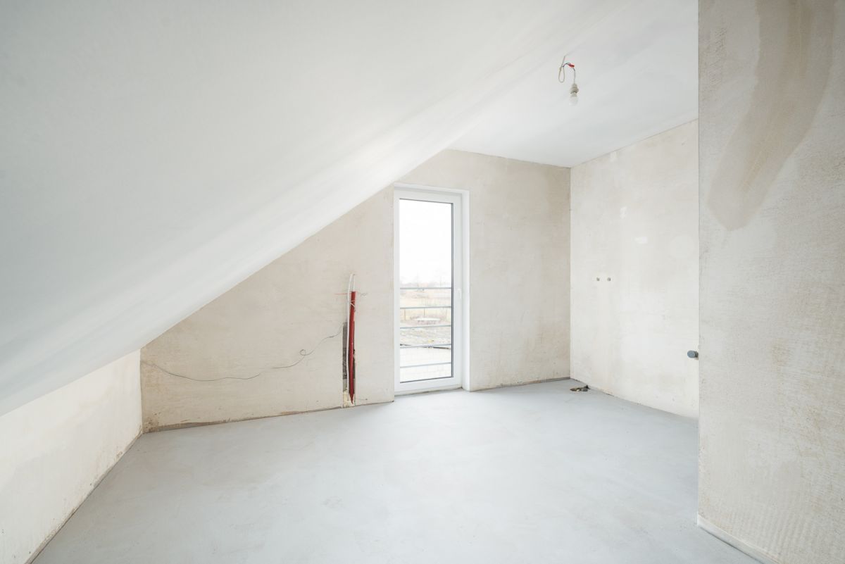 Dom 6 pokojowe na Sprzedaż