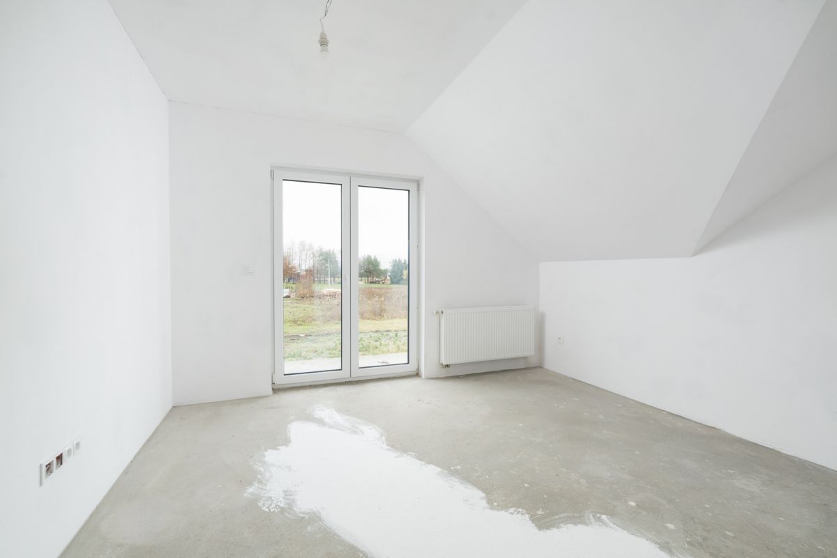 Dom 6 pokojowe na Sprzedaż