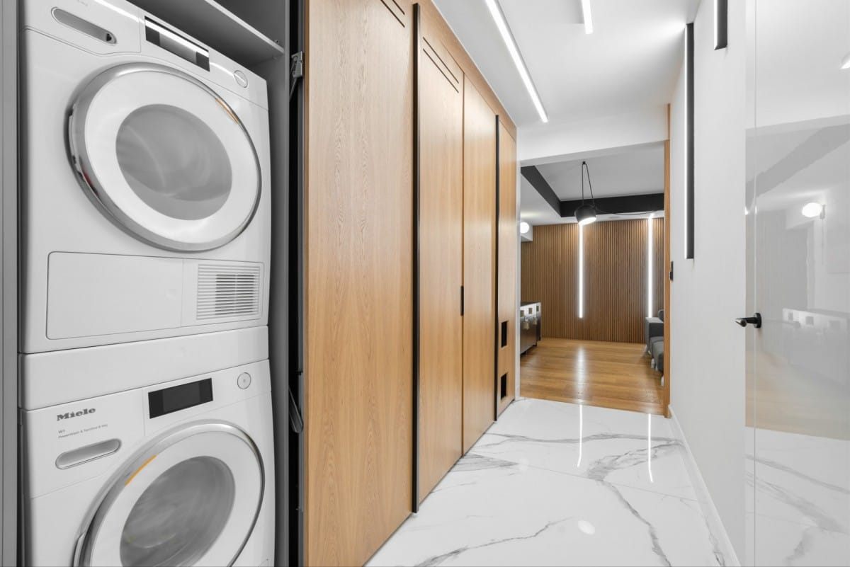 Mieszkanie 6 pokojowe na Sprzedaż