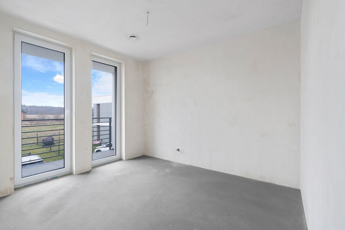 Dom 4 pokojowe na Sprzedaż