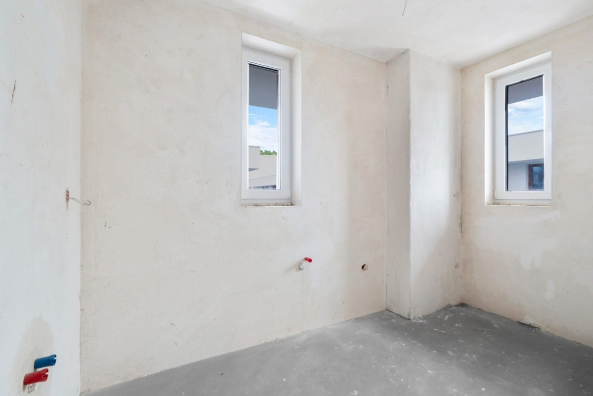 Dom 4 pokojowe na Sprzedaż