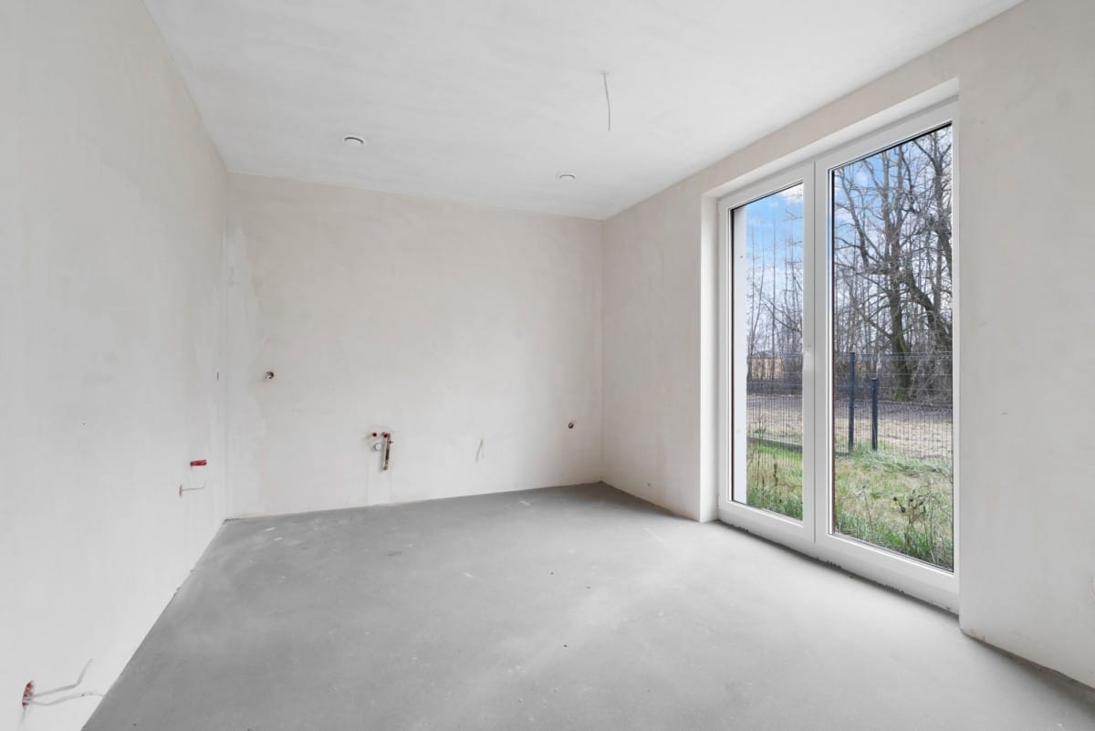 Dom 4 pokojowe na Sprzedaż