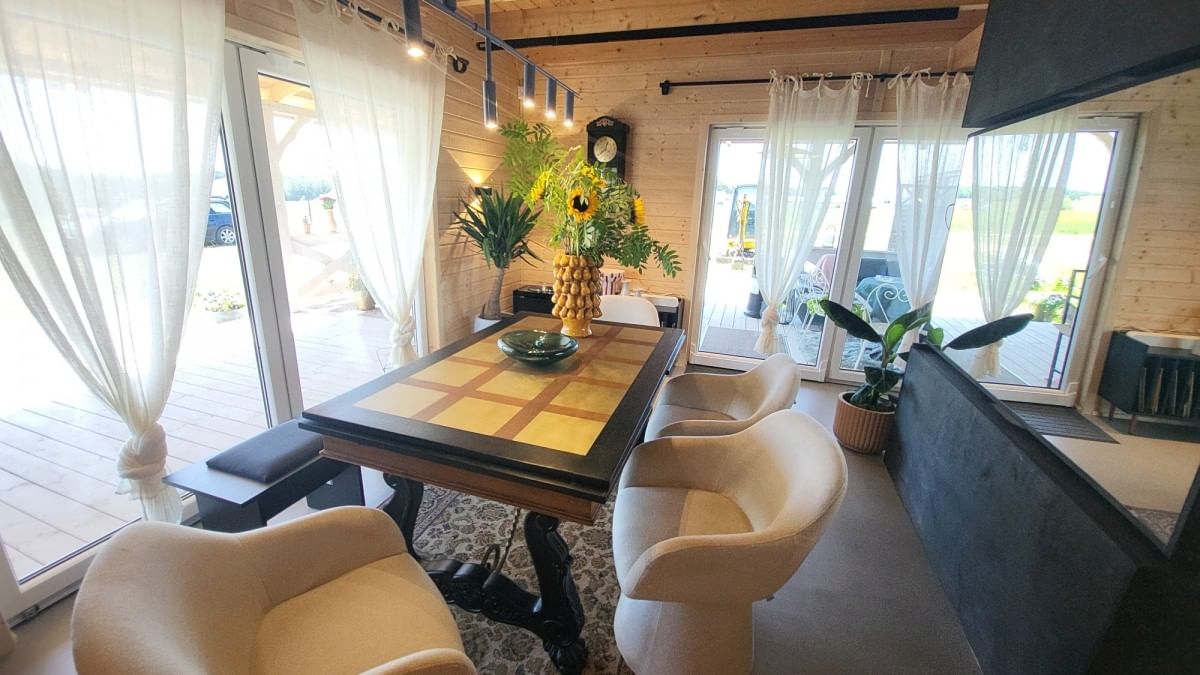 Dom 4 pokojowe na Sprzedaż