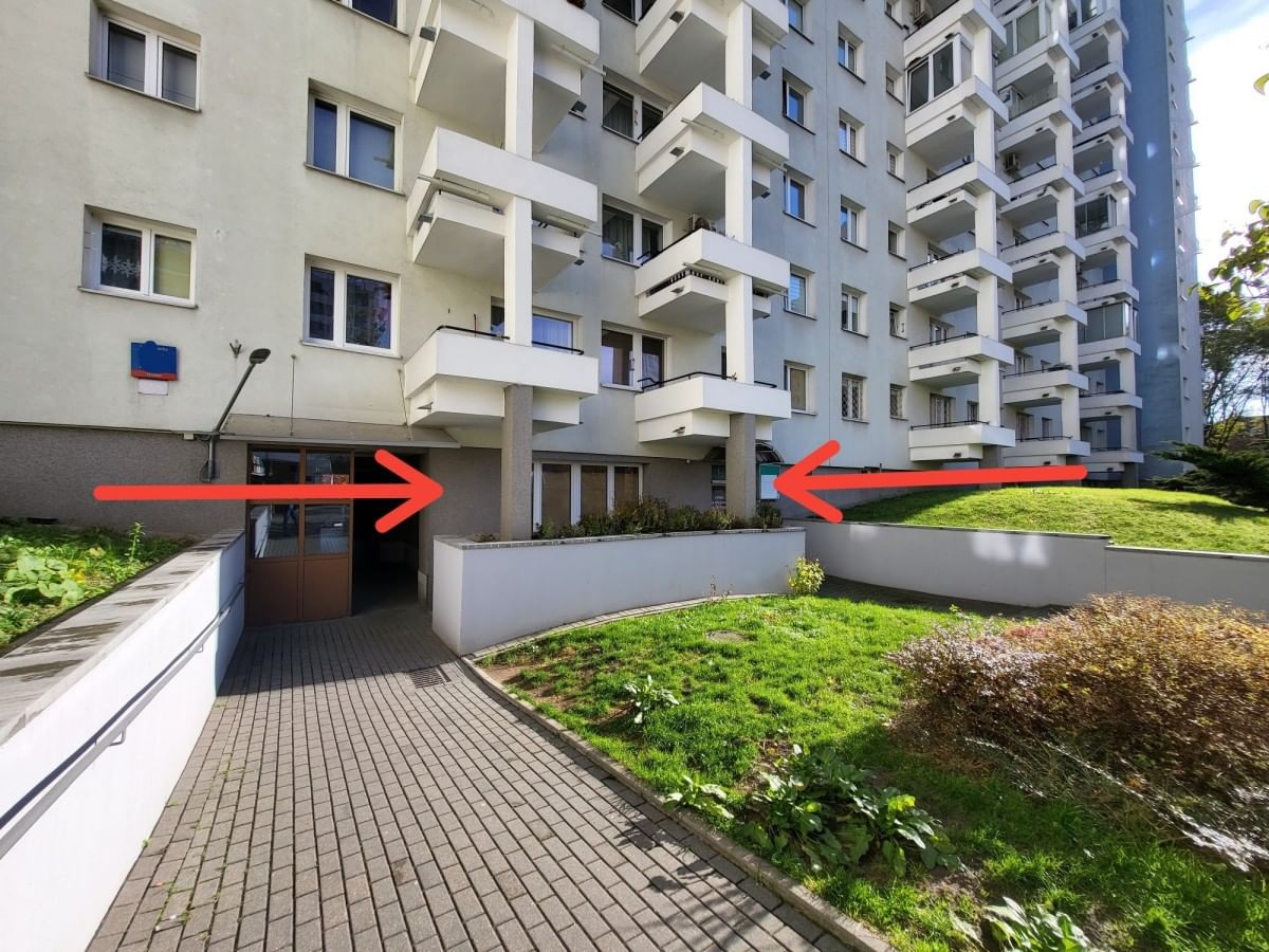 Lokal użytkowy  pokojowe na Sprzedaż