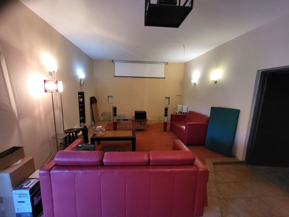 Lokal użytkowy  pokojowe na Sprzedaż