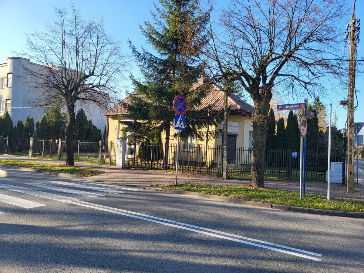 Dom 4 pokojowe na Sprzedaż