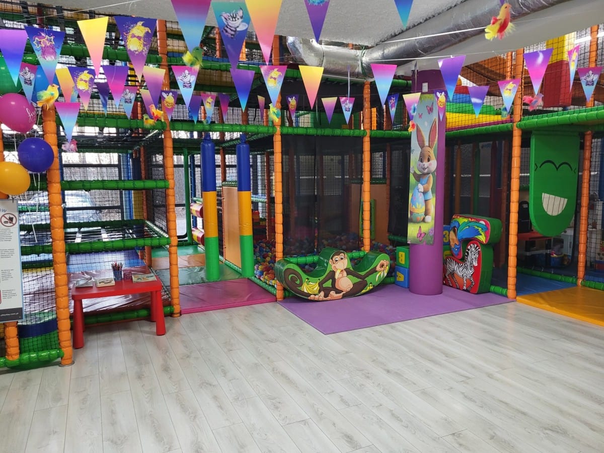 Lokal użytkowy  pokojowe na Sprzedaż