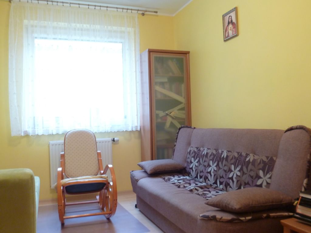 Mieszkanie 4 pokojowe na Sprzedaż