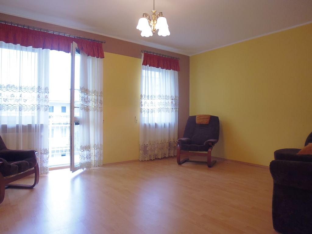 Mieszkanie 3 pokojowe na Sprzedaż