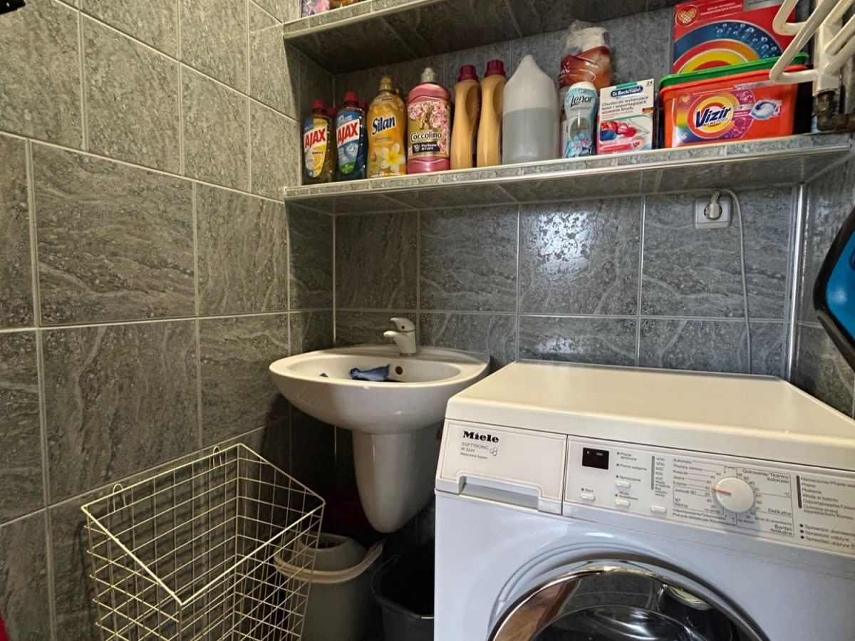 Mieszkanie 4 pokojowe na Sprzedaż