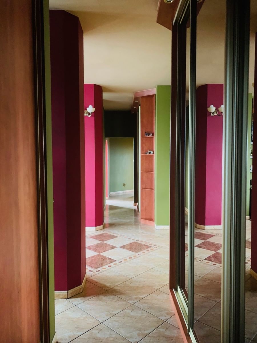 Mieszkanie 4 pokojowe na Sprzedaż