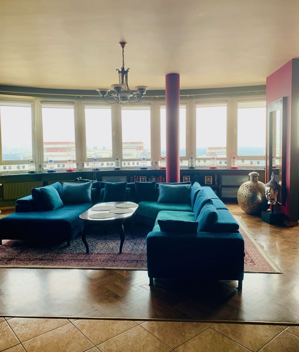 Mieszkanie 4 pokojowe na Sprzedaż