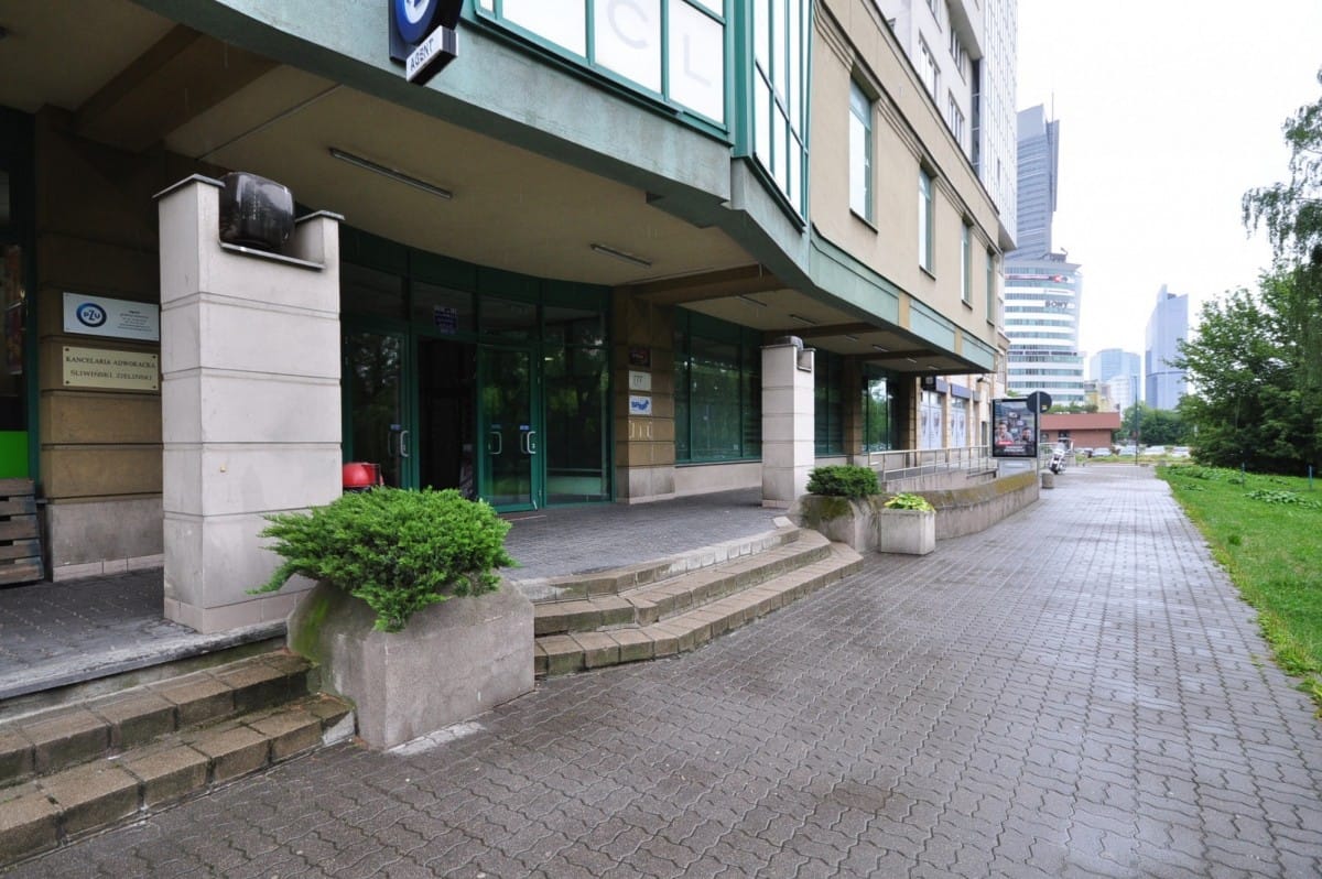 Lokal użytkowy  pokojowe na Wynajem