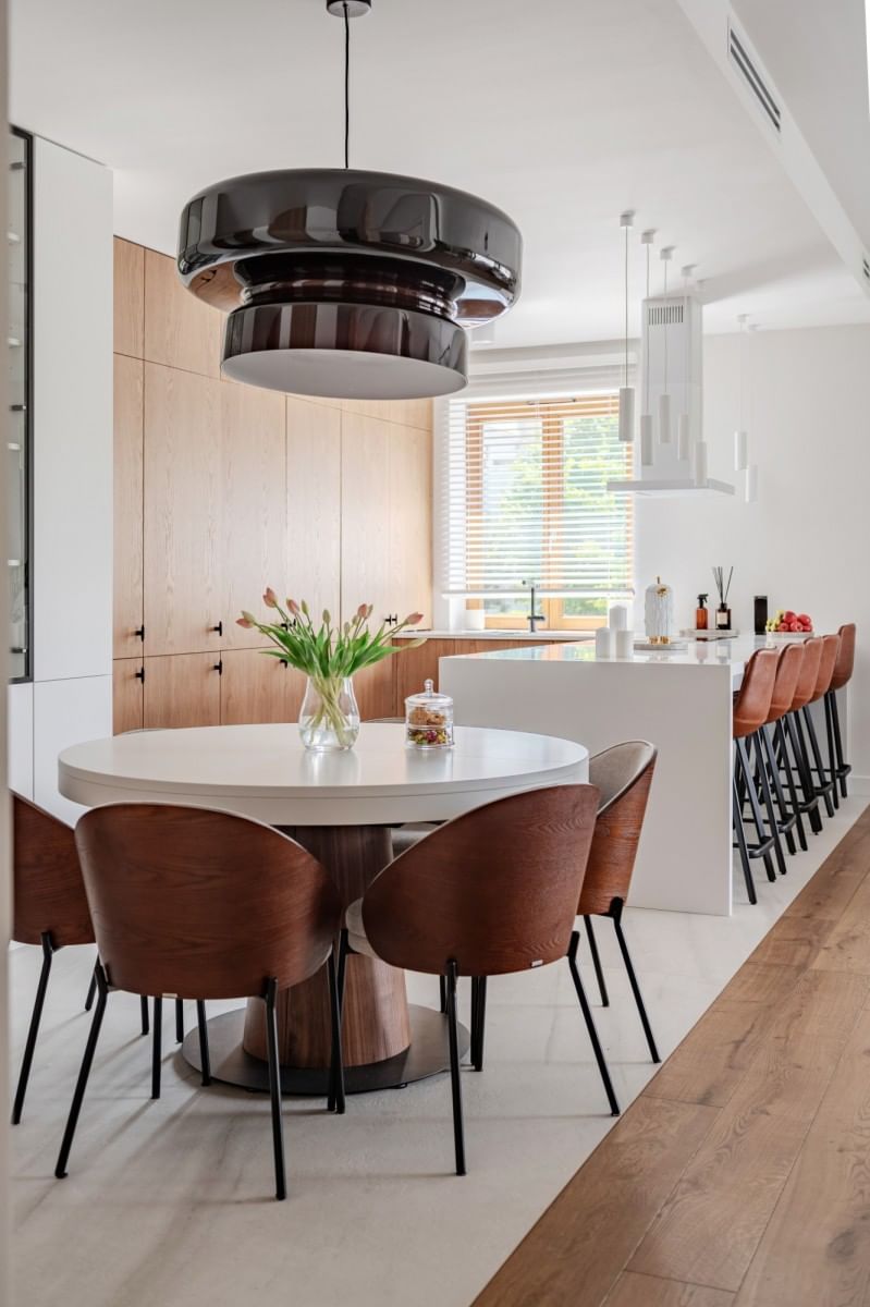 Mieszkanie 4 pokojowe na Sprzedaż