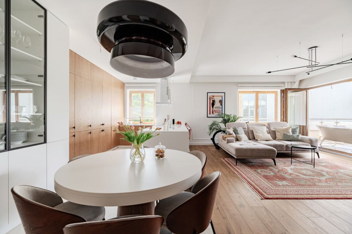 Mieszkanie 4 pokojowe na Sprzedaż