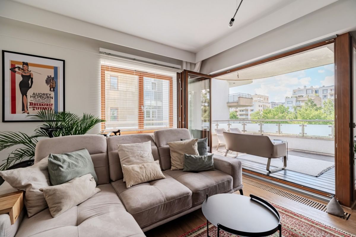 Mieszkanie 4 pokojowe na Sprzedaż