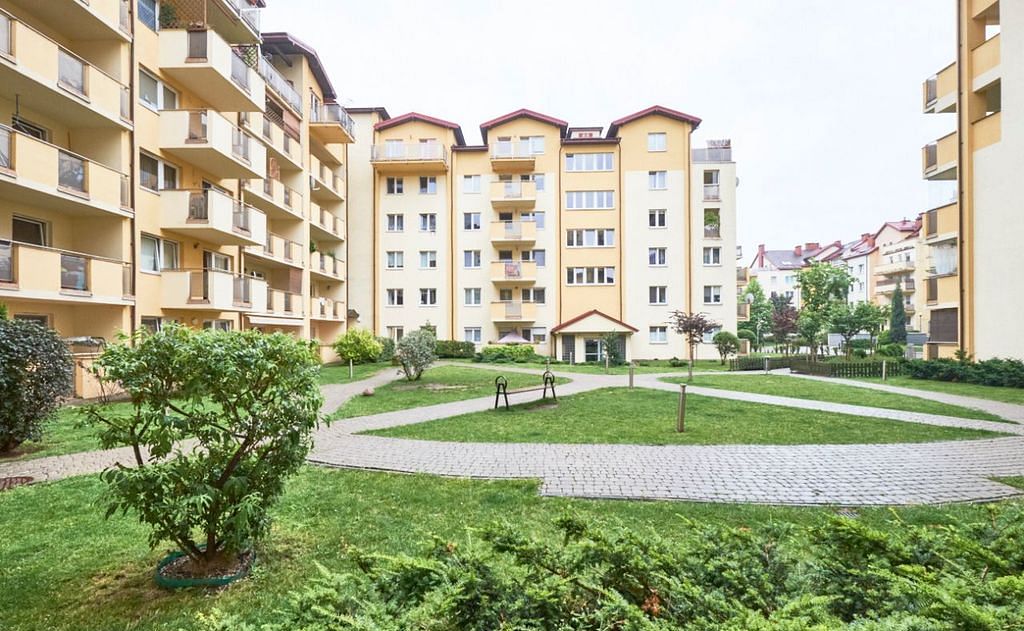 Mieszkanie 3 pokojowe na Sprzedaż