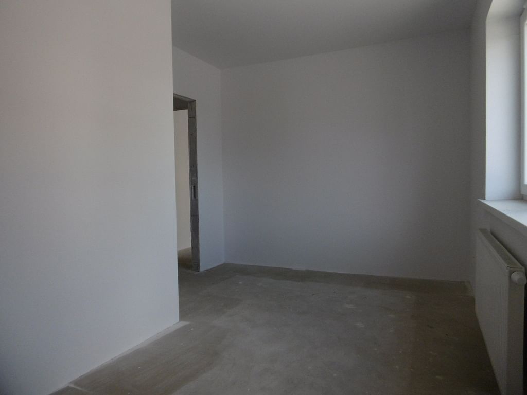 Mieszkanie 4 pokojowe na Sprzedaż