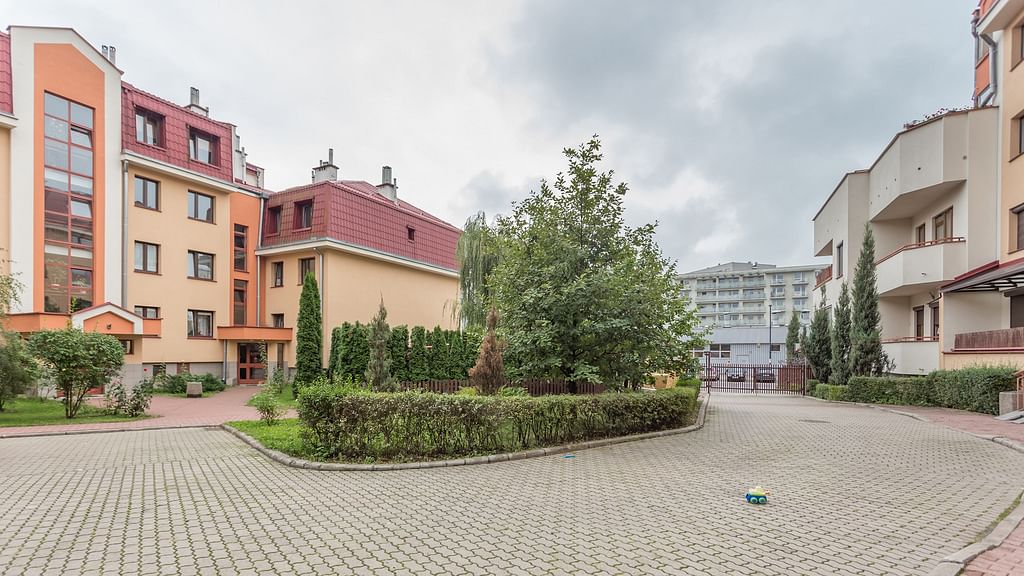 Mieszkanie 4 pokojowe na Sprzedaż