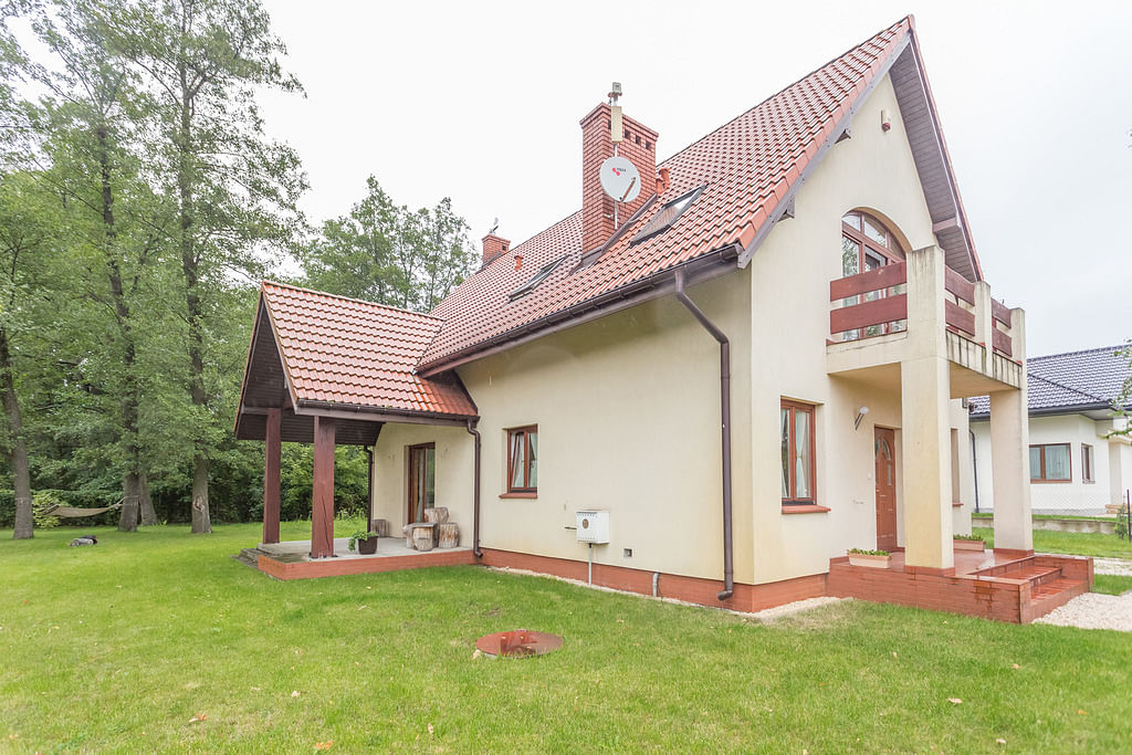 Dom 6 pokojowe na Sprzedaż