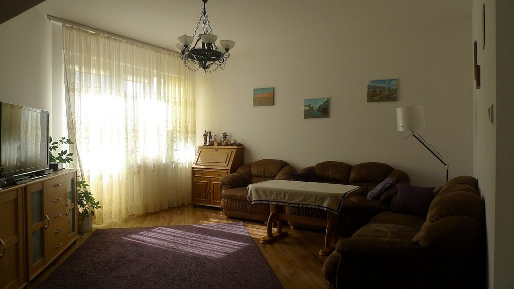 Mieszkanie 6 pokojowe na Sprzedaż