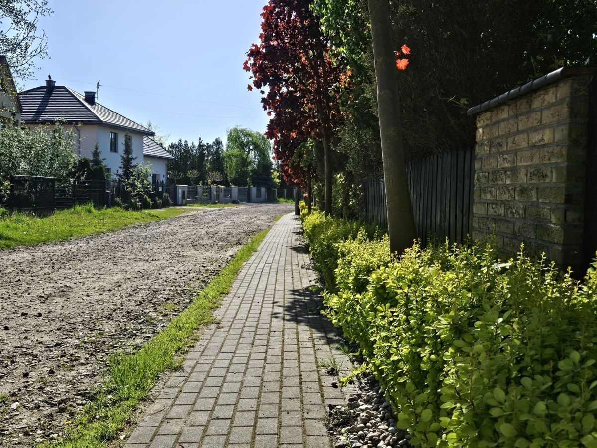 Działka  pokojowe na Sprzedaż