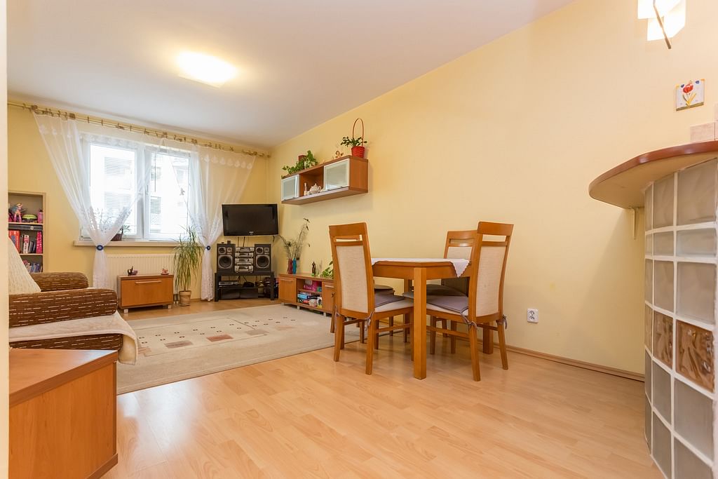 Mieszkanie 2 pokojowe na Sprzedaż