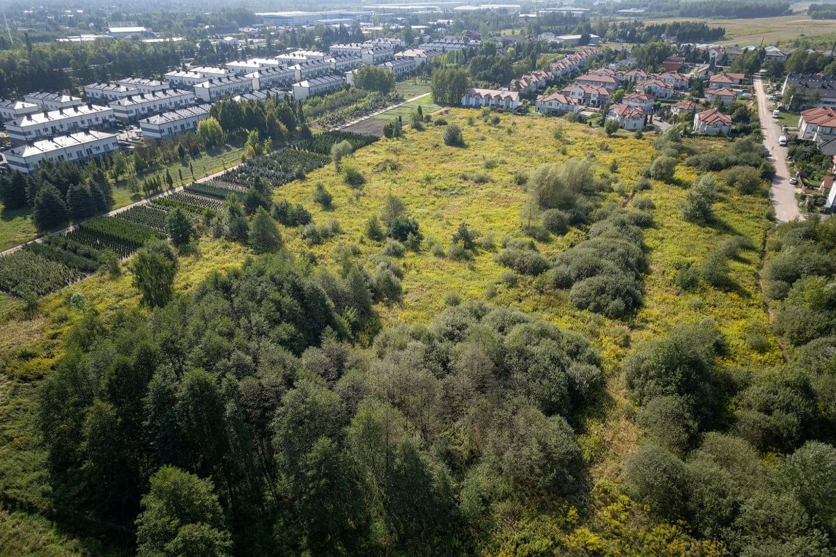 Działka  pokojowe na Sprzedaż