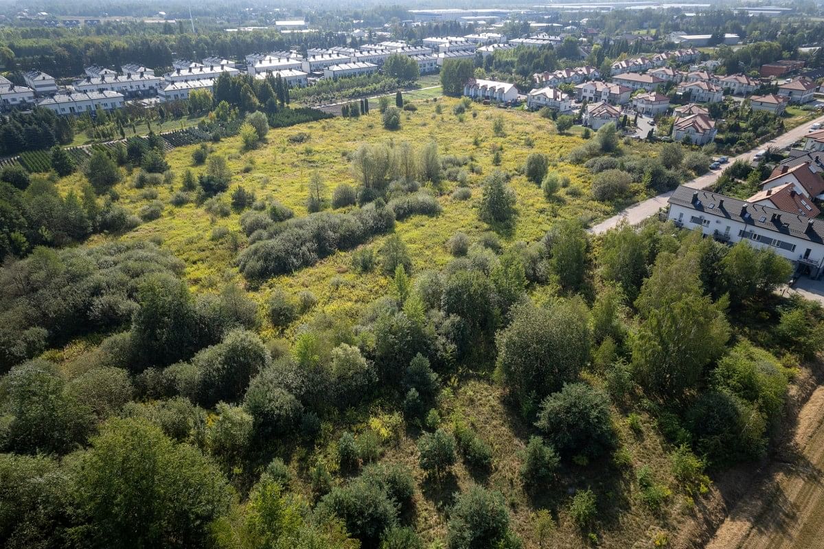 Działka  pokojowe na Sprzedaż