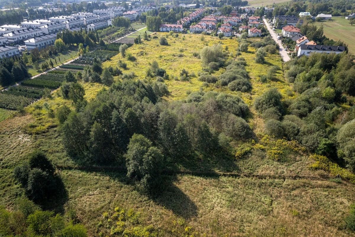 Działka  pokojowe na Sprzedaż