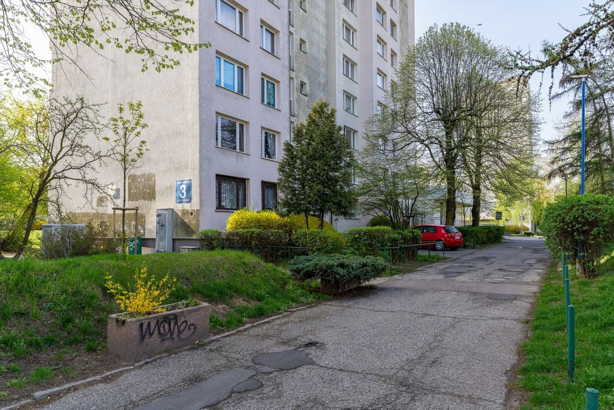 Mieszkanie 3 pokojowe na Sprzedaż