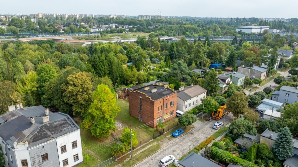 Działka  pokojowe na Sprzedaż