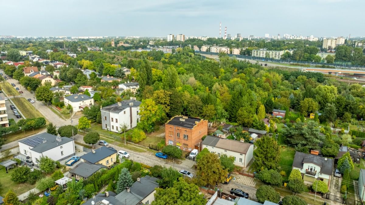 Działka  pokojowe na Sprzedaż