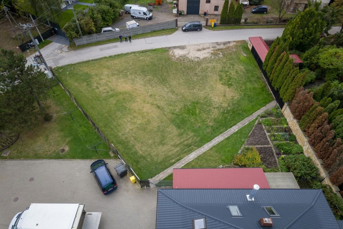 Działka  pokojowe na Sprzedaż