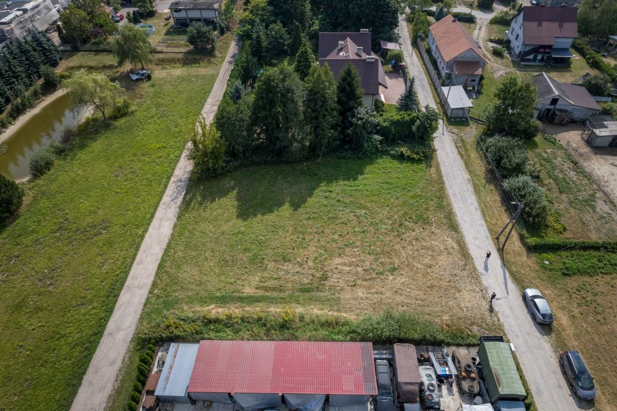 Działka  pokojowe na Sprzedaż