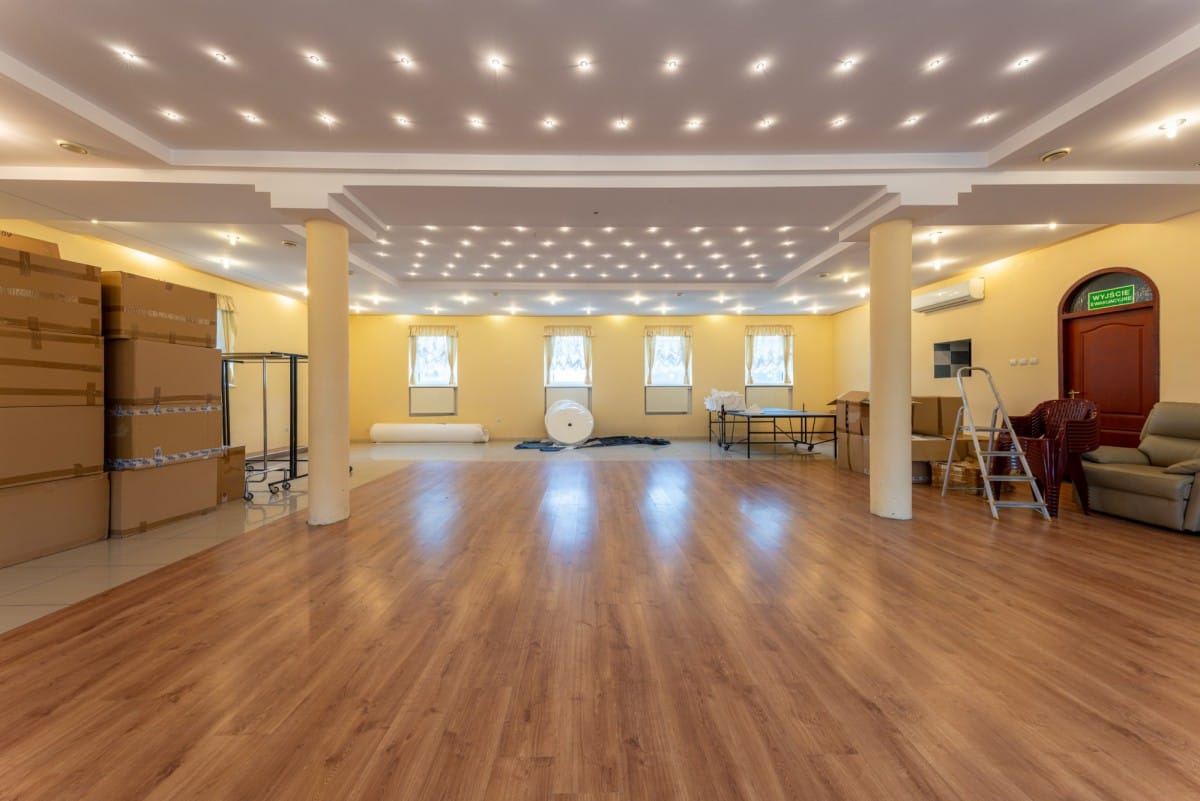 Lokal użytkowy  pokojowe na Sprzedaż