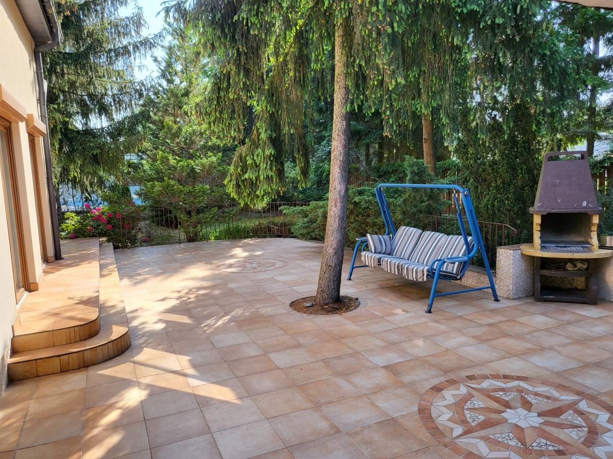 Lokal użytkowy  pokojowe na Sprzedaż